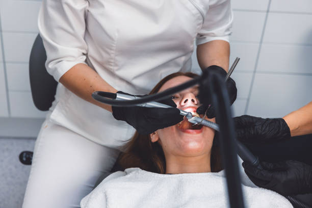 Best Emergency Broken Tooth Repair in Saddle Rock, NY